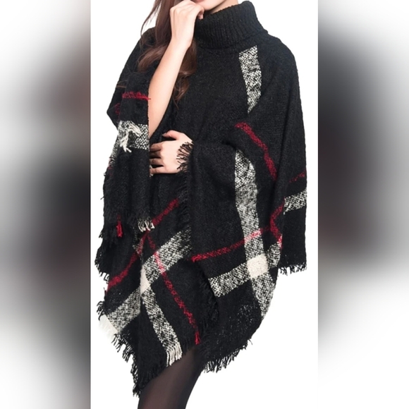 A.Byer Women's 100%acrylic One Size Sweater Ponchos Plaid Black/White/Red - Picture 9 of 16